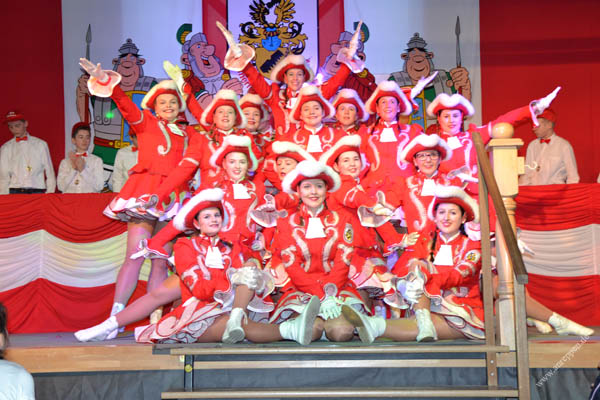 2016-AKV-So-121