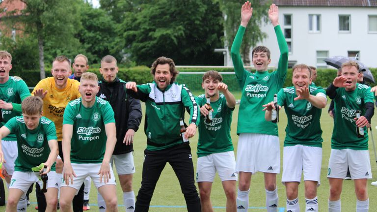 GWA Fußballer feiern Bezirksliga Klassenerhalt