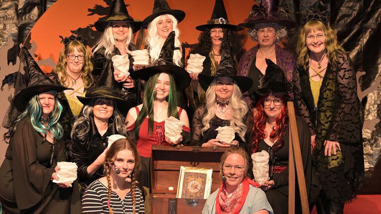 Anreppener Frauen feierten Walpurgisnacht