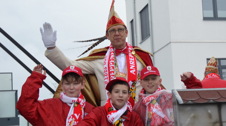 Kinderumzug • Römerparty • Rosenmontag