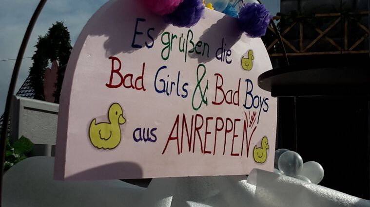 Der AKV mit Prinz Lübbe beim Rosenmontag in Delbrück